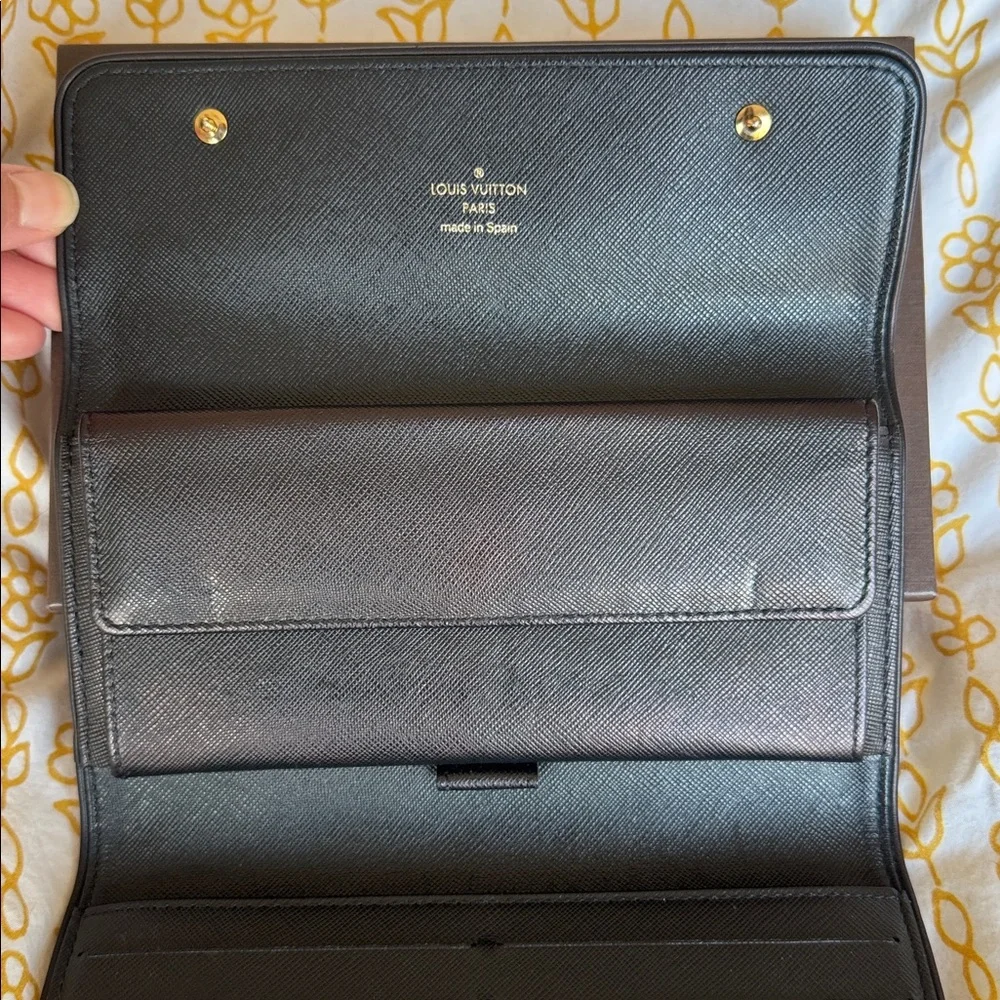 Louis Vuitton Mini Lin Porte-Tresor International Wallet - Picture 3 of 6